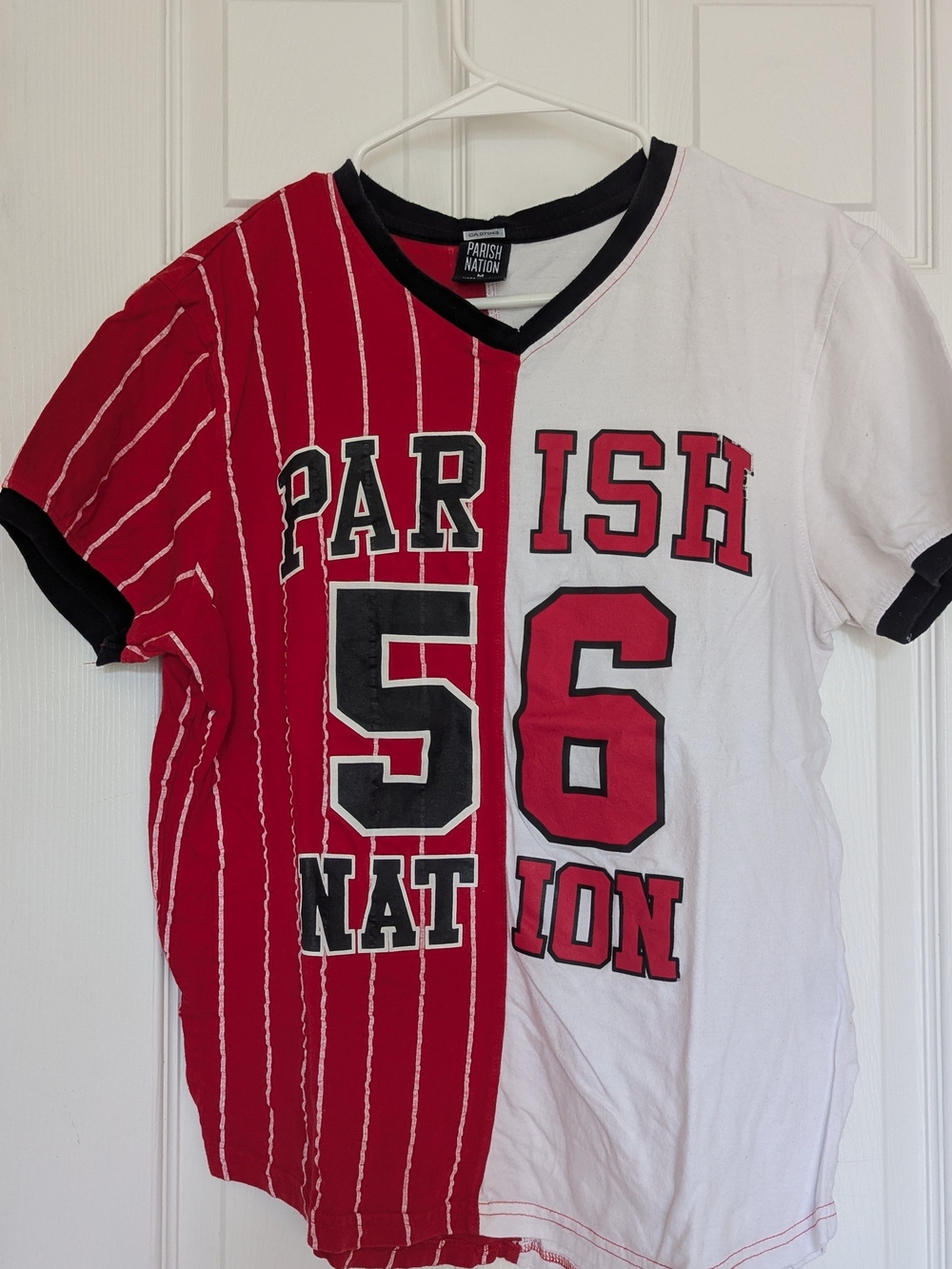 Parish Nation Men's Two-Tone Red & White Short Sleeve V-Neck Tee